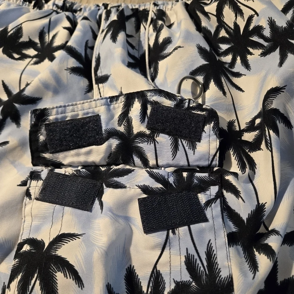 Islander Palm Tree Print Men's Medium Swim Trunks Board Shorts Blue Black White